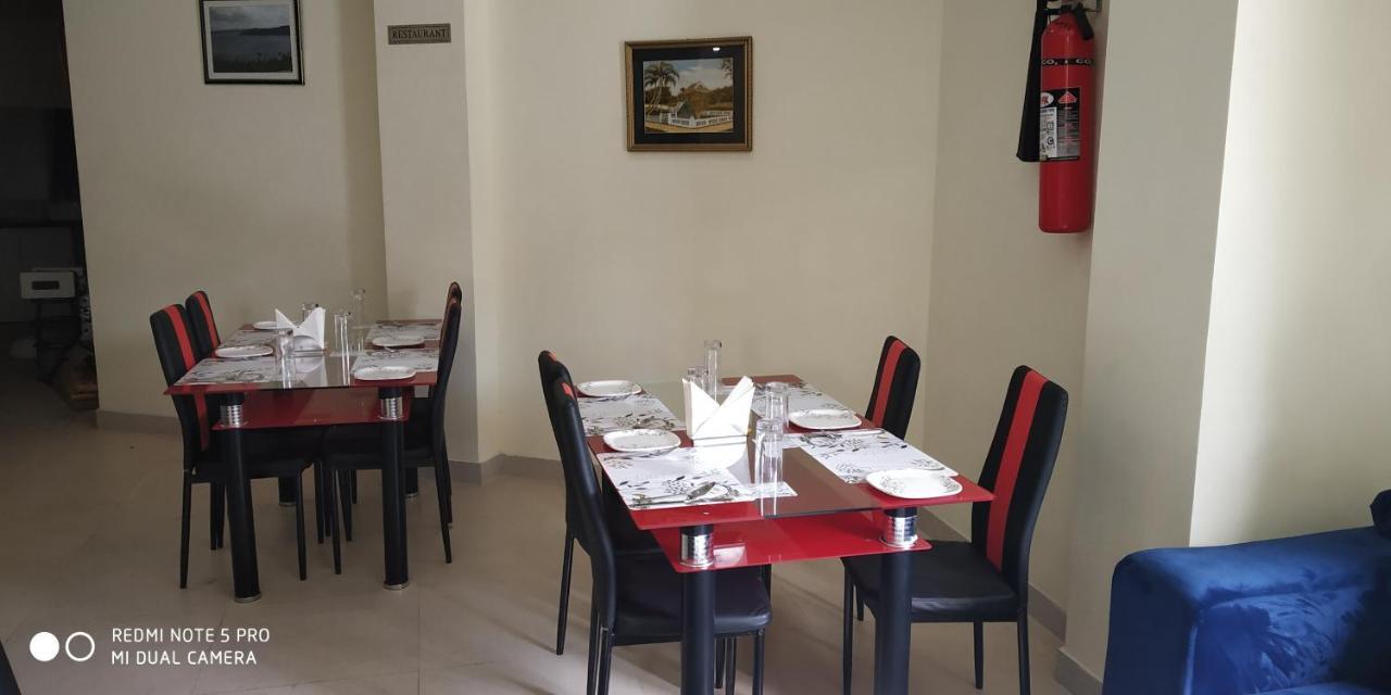 Hotel Landmark Port Blair Esterno foto
